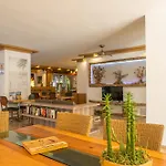 Bora Bora Butik Αλάνια