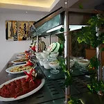 Bora Bora Butik Hotel 3*