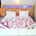 Hotel Bora Bora Butik 3*