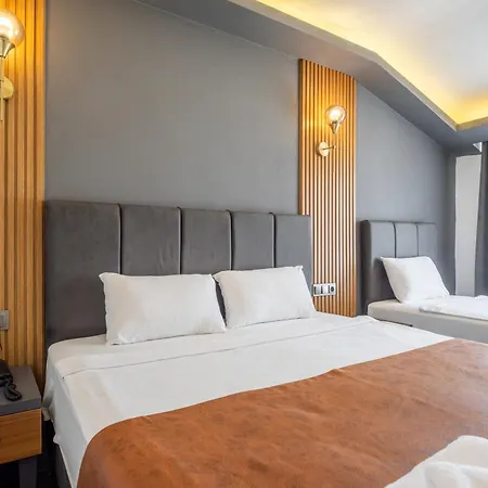 Bora Bora Butik Hotel 3*