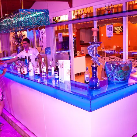 酒店 Bora Bora Butik 3*