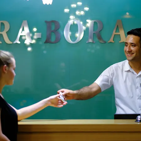 Bora Bora Butik 3*