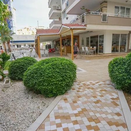 Bora Bora Butik 阿拉尼亚
